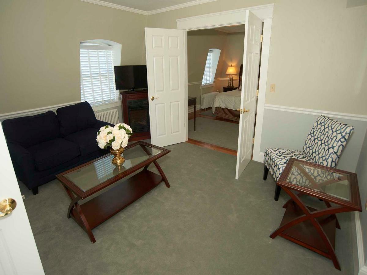 Bellevue Manor Bed and Breakfast Newport Exteriör bild
